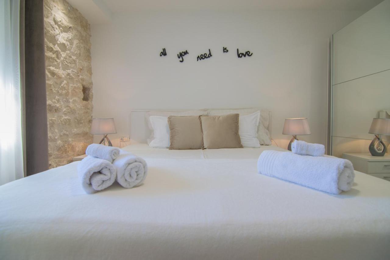 Villa Milena With Heated Pool And Jacuzzi Kostanje 外观 照片