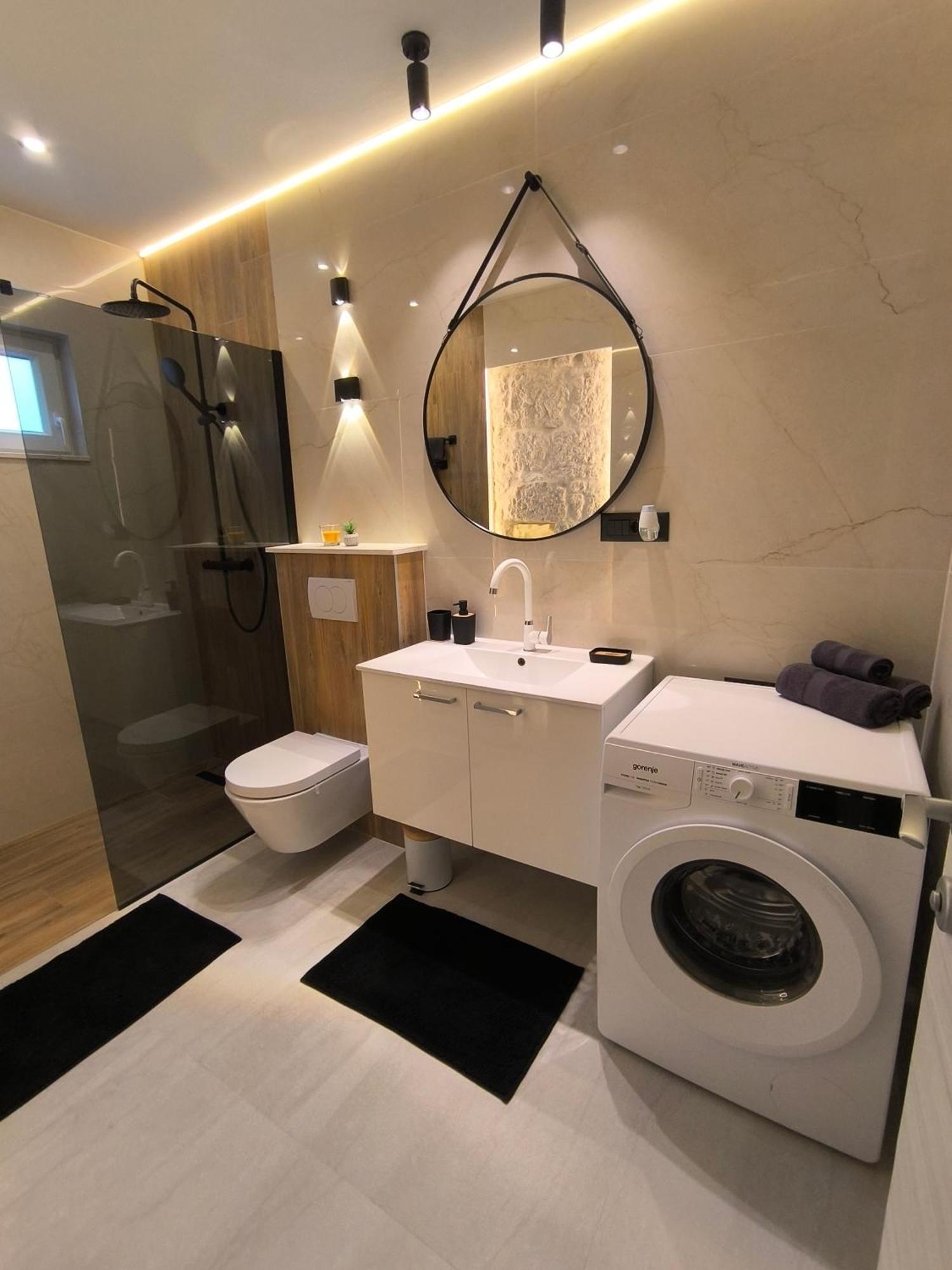 Villa Milena With Heated Pool And Jacuzzi Kostanje 外观 照片